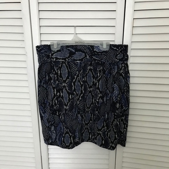 New York & Co Snakeskin Print Skirt - Picture 5 of 5